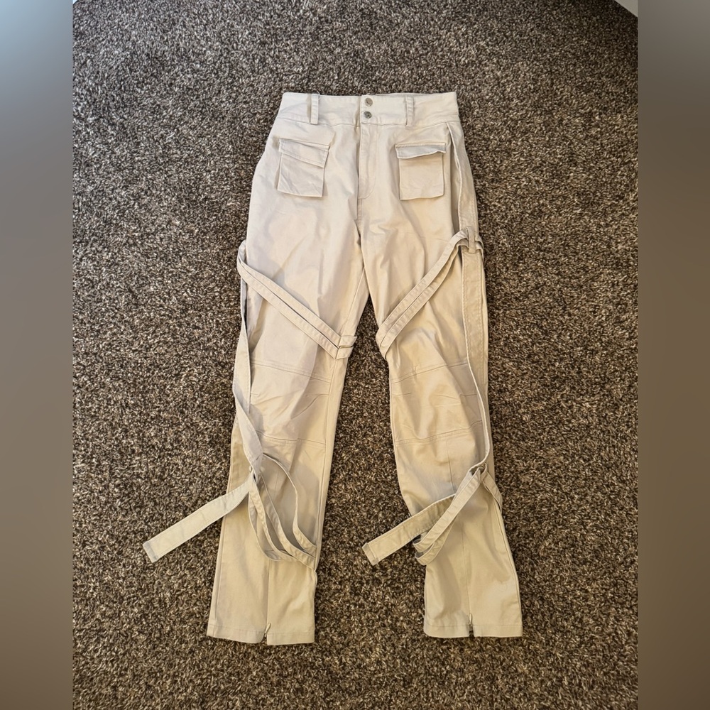 Maniere de Voir High Rise Cargo Pants Size 12 in Tan Cream